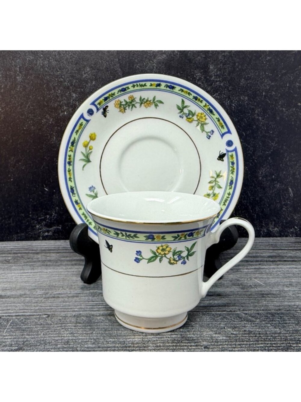 Vintage Truly Tasteful Fine China Butterfly Floral Teacup Saucer Gold Trim 1980s